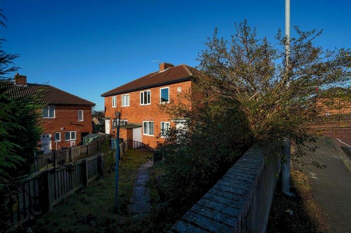 2 Bedroom Flat To Rent In Tanfield Road (E), Eighton Banks, Gateshead, NE9