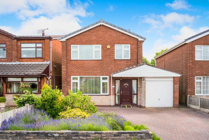 3 Bedroom Property To Rent In Martinscroft, Woolston, WA1