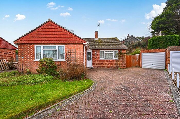 3 Bedroom Detached Bungalow For Sale In Clifton Rise, Bexhill-On-Sea, TN40