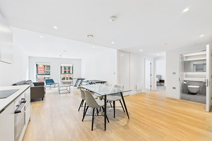 2 Bedroom Flat To Rent In Carding Building, Whitworth Street, M1