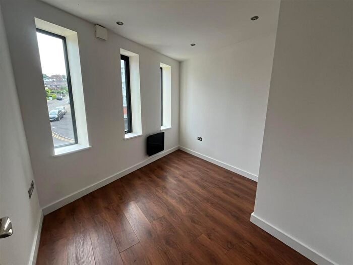 2 Bedroom Apartment To Rent In Carlton Square, Carlton, Nottingham, NG4