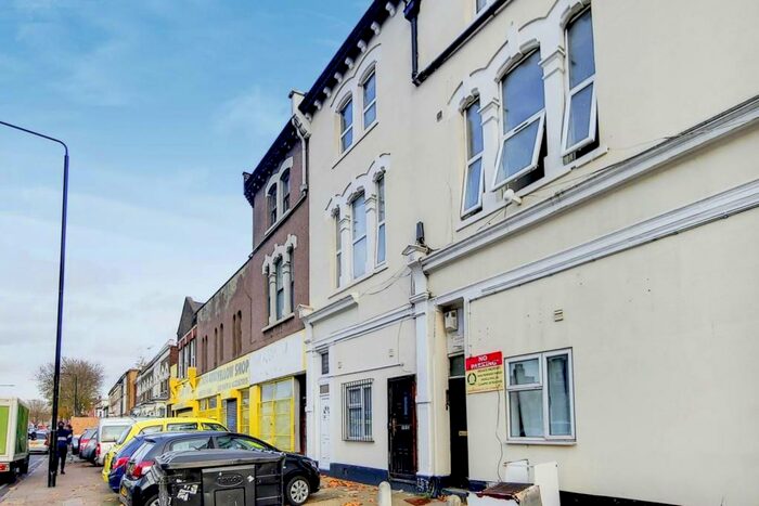 1 Bedroom Flat To Rent In Barking Road, Plaistow, London, E13