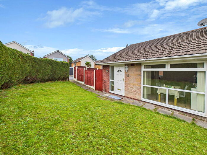 2 Bedroom Semi-Detached Bungalow For Sale In Nursery Avenue, Ormskirk, L39