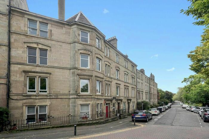 2 Bedroom Flat To Rent In Dundee Terrace, Polwarth, Edinburgh, EH11