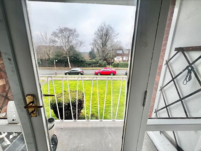2 Bedroom Flat For Sale In Cedar Court, Pear Tree Drive, Great Barr, B43