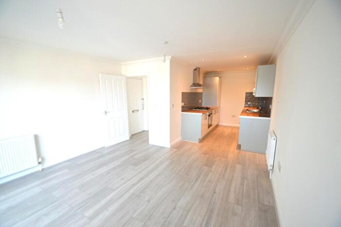 2 Bedroom Apartment To Rent In St Marks Place, Dagenham, RM10