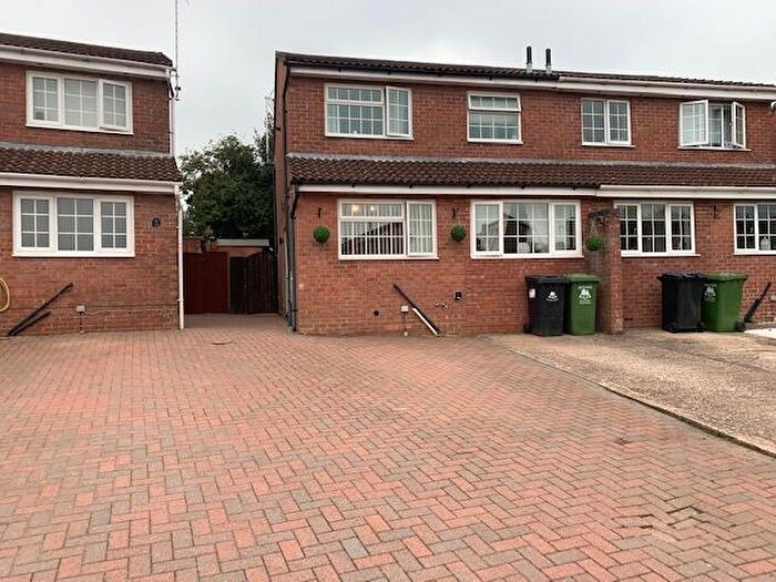 3 Bedroom Semi-Detached House To Rent In Ironstone Close, Bream, GL15