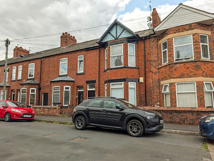 4 Bedroom Block Of Flats For Sale In Cromer Street, York, YO30
