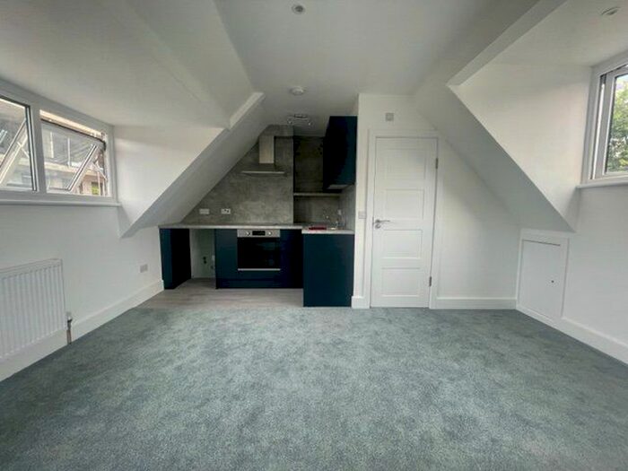 1 Bedroom Flat To Rent In Albion Street, London, SE16