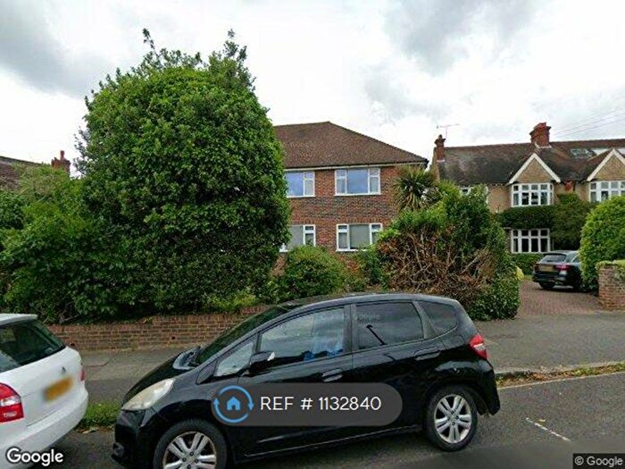2 Bedroom Maisonette To Rent In Cambridge Court, London, SW20