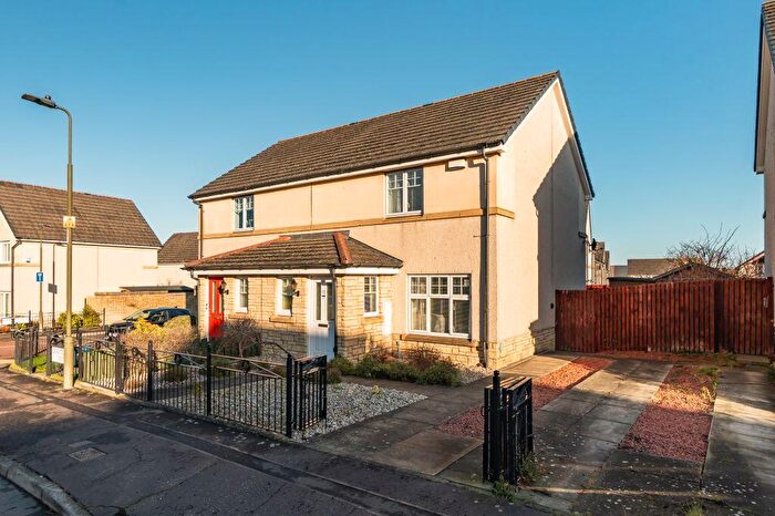 2 Bedroom Semi-Detached Villa For Sale In Granton Mill Road, Edinburgh, EH4