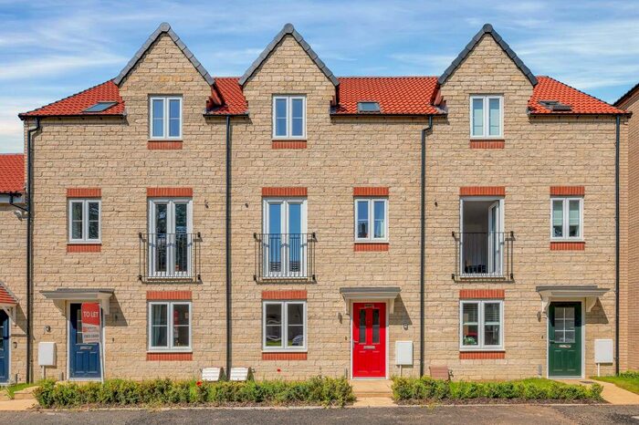 4 Bedroom Town House To Rent In Stud Road, Barleythorpe, Oakham, LE15
