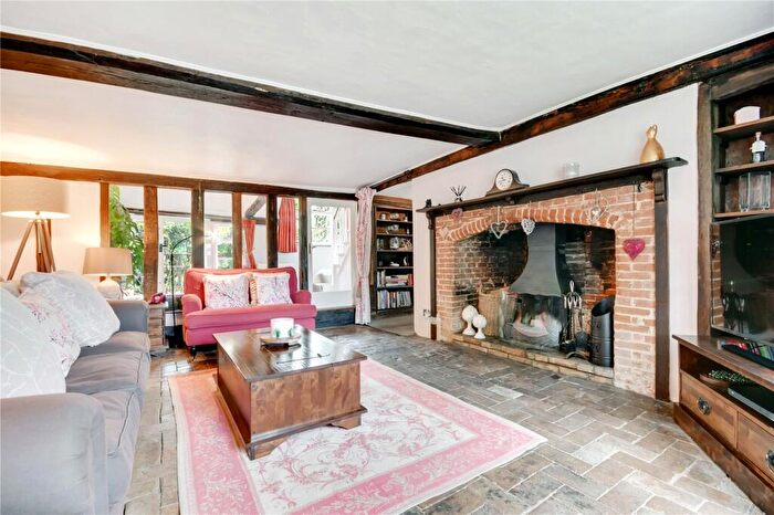 5 Bedroom Detached House For Sale In Braintree Road, Felsted, Dunmow, Essex, CM6