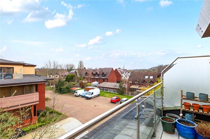 1 Bedroom Apartment For Sale In Weyside Park, Catteshall Lane, Godalming, Surrey, GU7