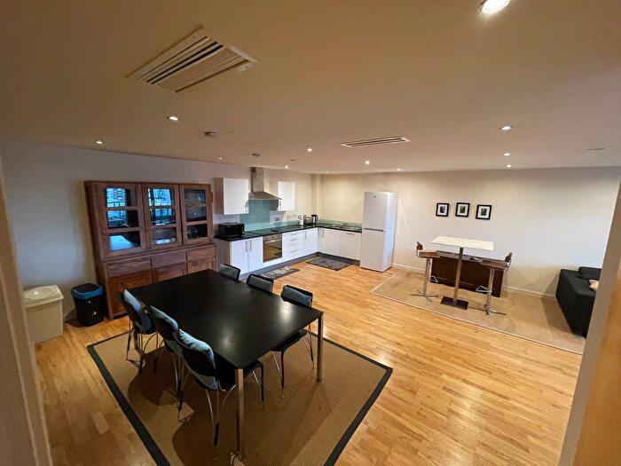 2 Bedroom Flat To Rent In The Reach, Liverpool, L3