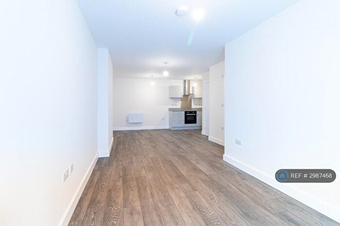 1 Bedroom Flat To Rent In Spring Gardens, Doncaster, DN1