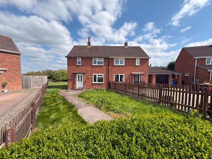 2 Bedroom Semi-Detached House For Sale In Manor Close, Cosgrove, MK19