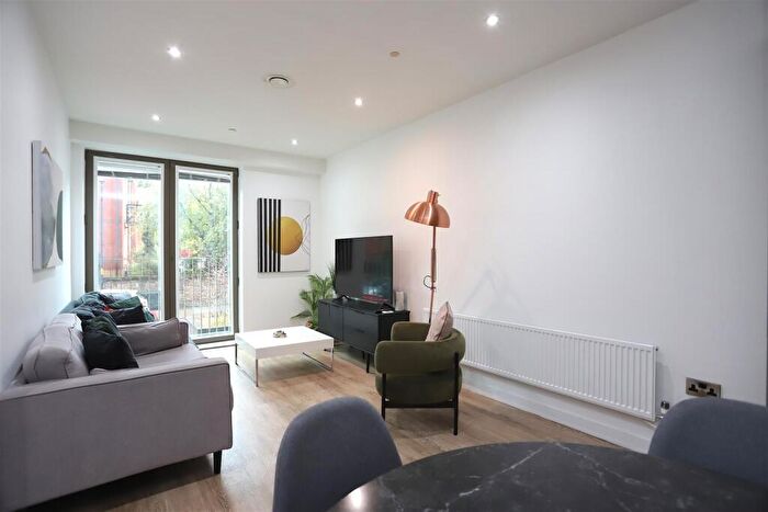 4 Bedroom House For Sale In Millbank Street, Manchester, M1