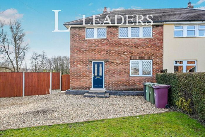 3 Bedroom Semi-Detached House To Rent In Adlington Avenue, Wingerworth, S42