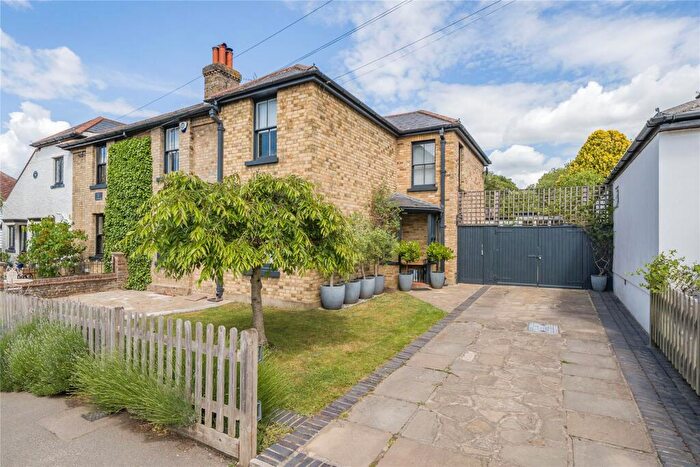 3 Bedroom Semi-Detached House For Sale In High Street, Downe, Orpington, BR6