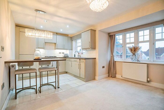 2 Bedroom Flat For Sale In Upton Rocks Avenue, Widnes, WA8