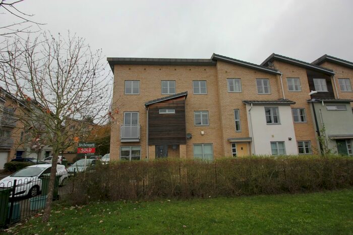 5 Bedroom Semi-Detached House To Rent In Pinewood Drive, Cheltenham, GL51