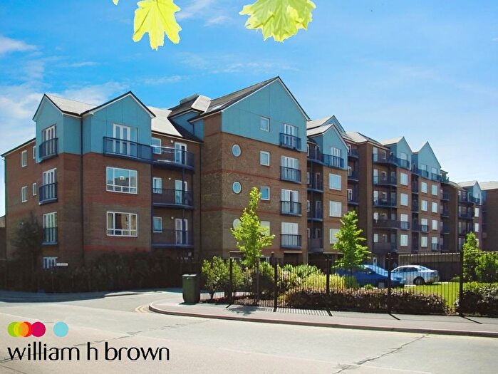 2 Bedroom Flat To Rent In Anchor Court, Town Wharf, Argent Street, RM17