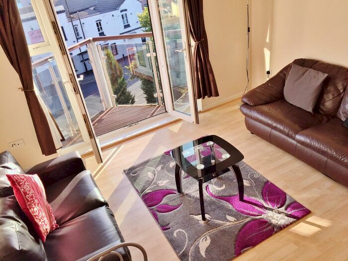 2 Bedroom Flat To Rent In Bodiam Hall, City Centre, Coventry, CV1