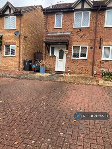 2 Bedroom End Of Terrace House To Rent In Stonybeck Close, Swindon, SN5