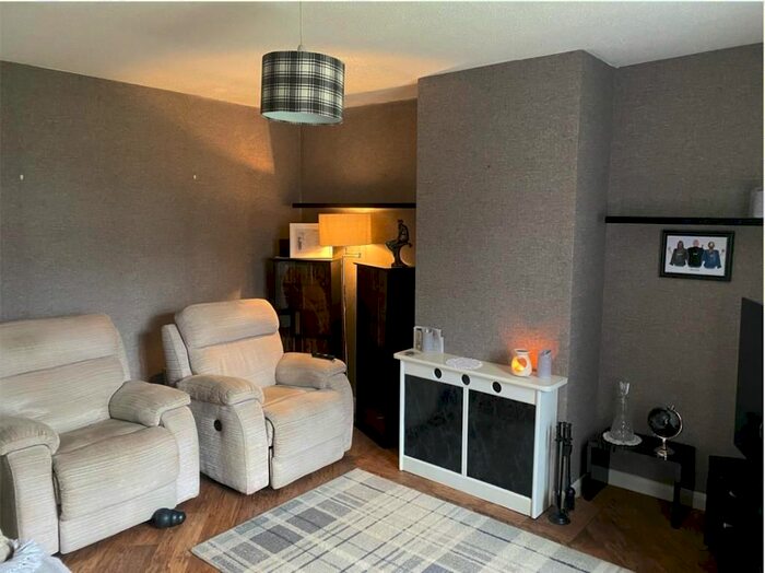 2 Bedroom Semi-Detached House To Rent In Nightingale Road, Chesham, HP5