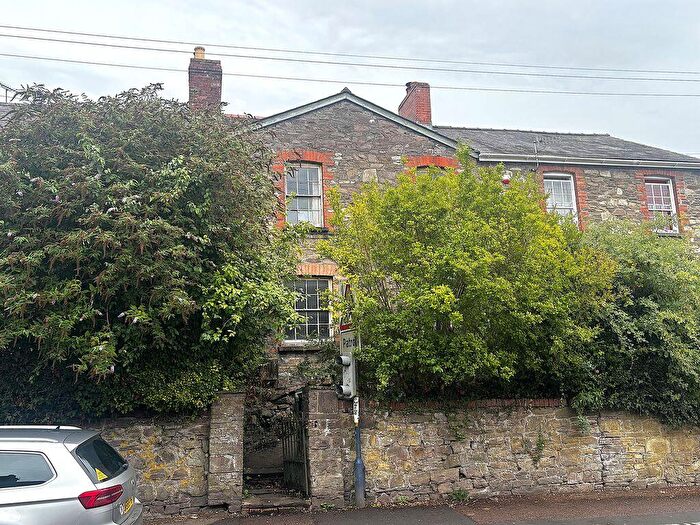 3 Bedroom Terraced House For Sale In Merthyr Road, Abergavenny, NP7