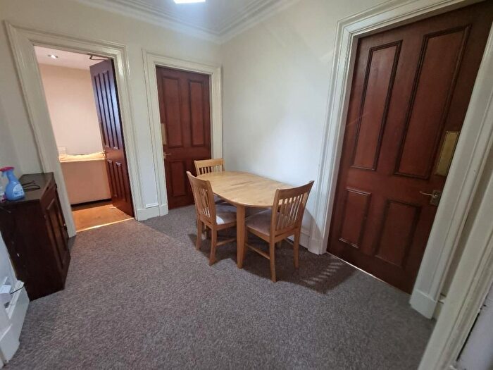 3 Bedroom Flat To Rent In Marischal Street, Aberdeen, AB11