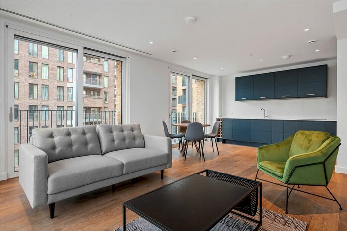 2 Bedroom Flat To Rent In Jubilee Walk, London, WC1X