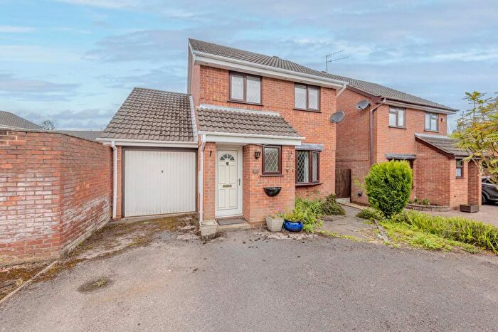 3 Bedroom Detached House For Sale In Burrington Drive, Stoke-On-Trent, ST4