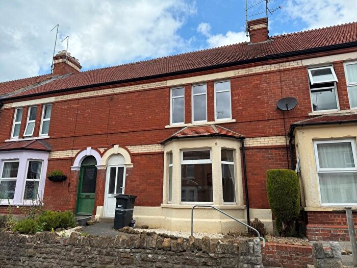 2 Bedroom Terraced House To Rent In Crofton Avenue, Yeovil, BA21