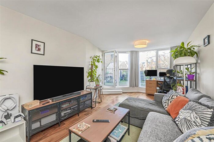 1 Bedroom Flat For Sale In Seaton Close, SE11