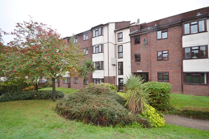 1 Bedroom Flat To Rent In Churchbank, Teresa Mews, Walthamstow, London., E17