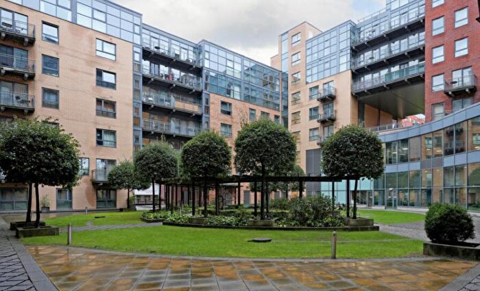 2 Bedroom Apartment To Rent In Fitzwilliam Street, Sheffield, S1