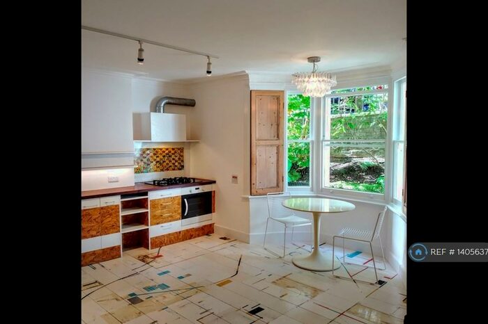 1 Bedroom Flat To Rent In Beresford Road, London, N5