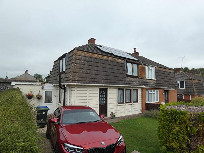 3 Bedroom Semi-Detached House For Sale In St. Leonards Close, Bulford, Salisbury, SP4