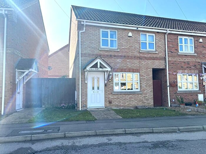 3 Bedroom Semi-Detached House For Sale In Peas Hill Road, March, Cambs., PE15