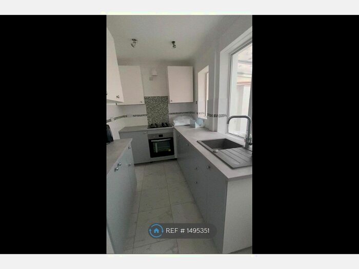 4 Bedroom Terraced House To Rent In Nursery Lane, Northampton, NN2