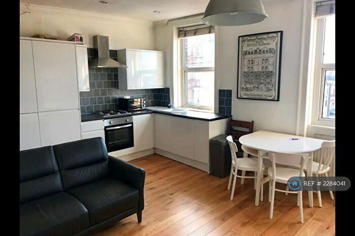 1 Bedroom Flat To Rent In Balham New Road, London, SW12