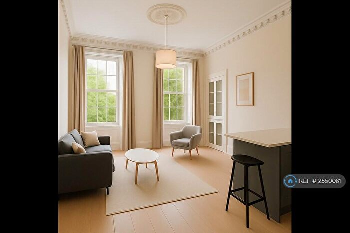 6 Bedroom Flat To Rent In Glasgow Street, Glasgow, G12