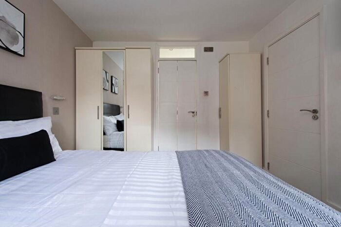 4 Bedroom House To Rent In Radnor Road, London, SE15