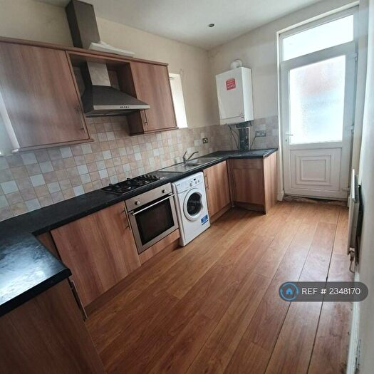 3 Bedroom Flat To Rent In Claremont Terrace, Sunderland, SR2
