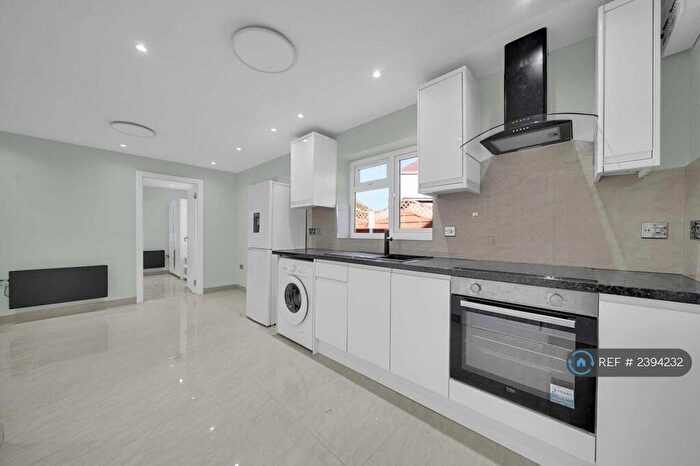 1 Bedroom Semi-Detached House To Rent In Marlands Road, Ilford, IG5