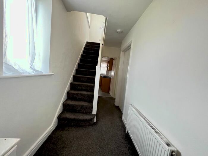 2 Bedroom Terraced House To Rent In Joyce Street, Manchester, M40