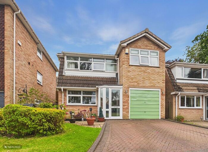 4 Bedroom Detached House For Sale In Woodland Rise, Sutton Coldfield, B73