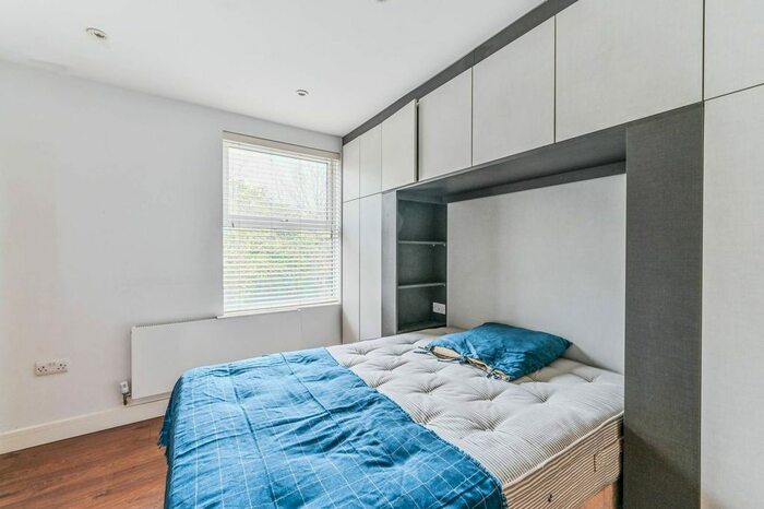 Studio To Rent In London Road, Cr, Thornton Heath, CR7